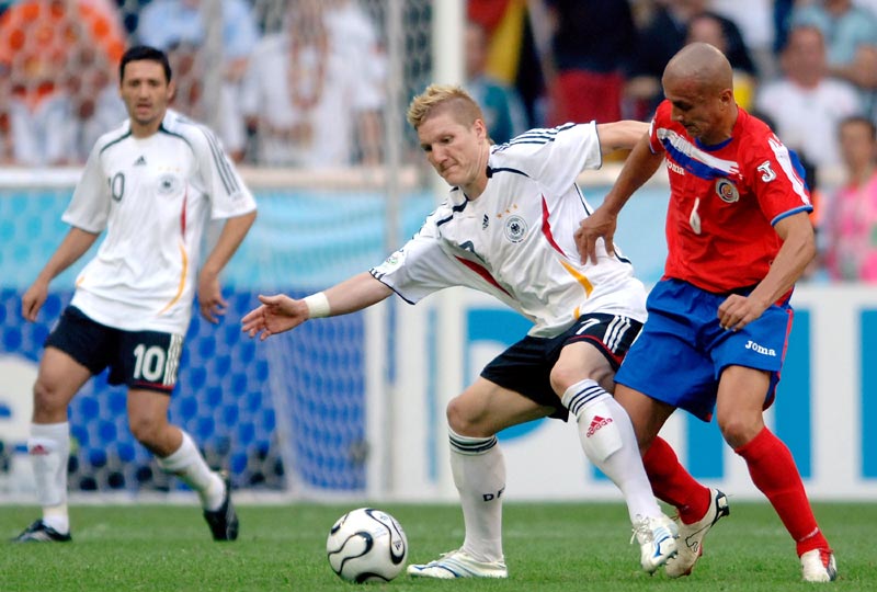 他开始更多 他开始更多