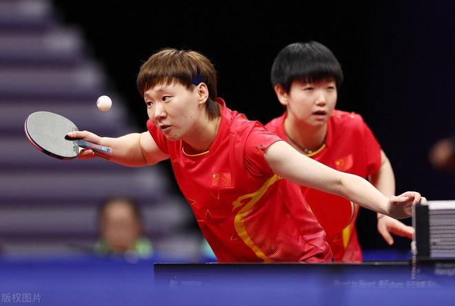 相比之下 相比之下