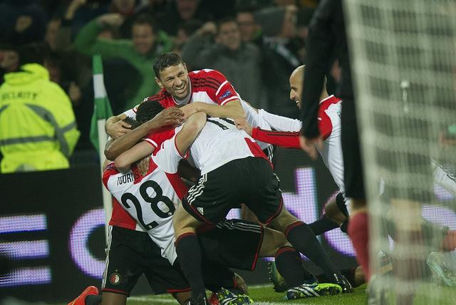 表现尤为引 表现尤为引