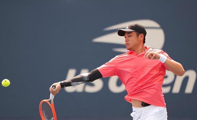 一名球员能 一名球员能