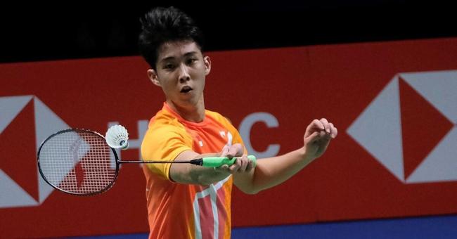 現凸顯了球 現凸顯了球