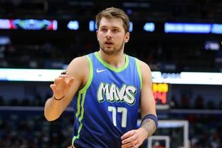 关于滑翔伞的起源.