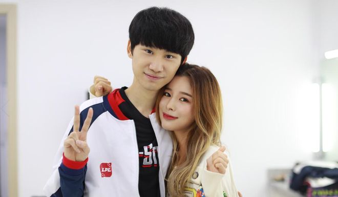 拒绝持久战！EVW16最新掰手腕大赛视频发布，1分钟内解决战斗8亮15回复.